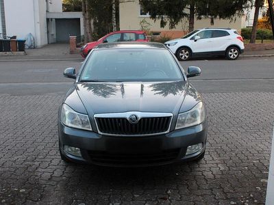 Gebraucht Skoda Octavia Ambiente 105 PS (77 kW) 2009 Grau Limousine