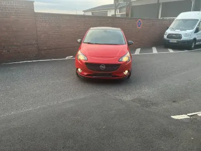 Gebraucht Opel Corsa 66 PS (48 kW) 2015 Rot Kleinwagen