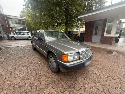 Gebraucht Mercedes 190 105 PS (77 kW) 1990 Braun Limousine