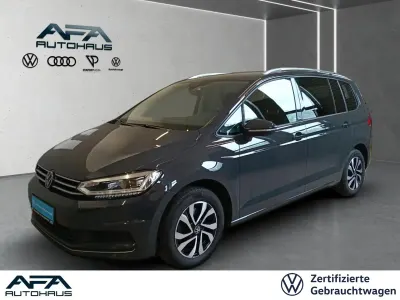 Gebraucht VW Touran Active 150 PS (110 kW) 2022 Grau Van / Kleinbus