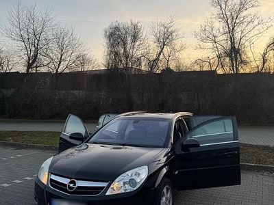 Gebraucht Opel Signum 105 PS (77 kW) 2006 Schwarz Kleinwagen