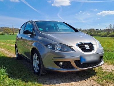 Second-hand Seat Altea 105 CP (77 kW) 2005 Argintiu Monovolum