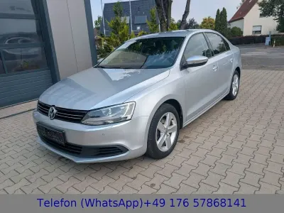 Gebraucht VW Jetta Comfortline 105 PS (77 kW) 2014 Silber Limousine