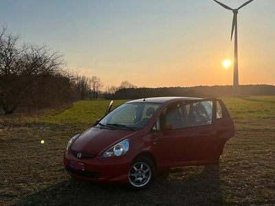 Usata Honda Jazz LS 80 CV (58 kW) 2007 Rosso Utilitaria
