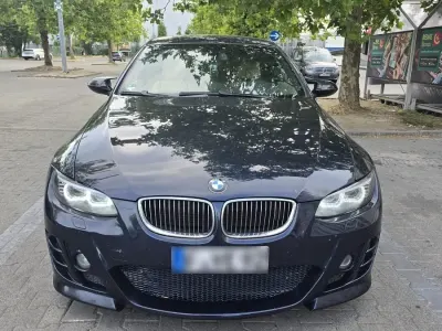 Gebraucht BMW 325 305 PS (224 kW) 2009 Blau Coupé