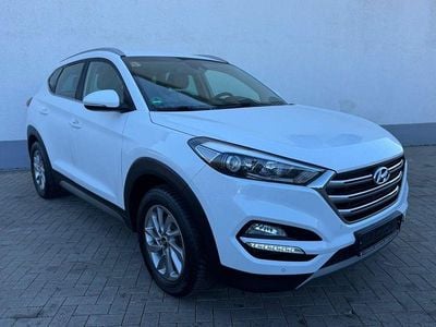 Gebraucht Hyundai Tucson Trend 177 PS (130 kW) 2017 Weiß SUV