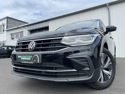Gebraucht VW Tiguan Life 245 PS (180 kW) 2022 Schwarz SUV