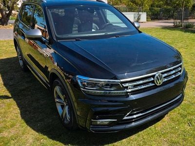 Gebraucht VW Tiguan Allspace R-line 240 PS (176 kW) 2019 Schwarz SUV