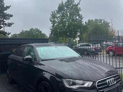 Gebraucht Audi A3 Attraction 150 PS (110 kW) 2015 Schwarz Limousine