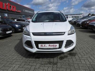 Gebraucht Ford Kuga 150 PS (110 kW) 2017 Weiß SUV