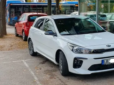Gebraucht Kia Rio GT-Line 120 PS (88 kW) 2019 Weiß Limousine