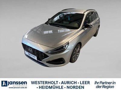 Shimmering silver Gebraucht 2024 Hyundai i30 Advantage Kombi | 23.490 € (Fairer Preis)