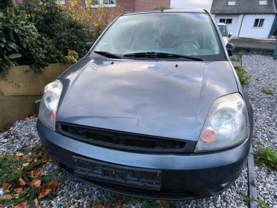 gebraucht Ford Fiesta Ghia 1,4 LPG