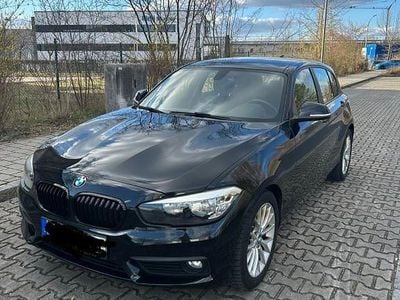 Gebraucht BMW 118 Advantage 136 PS (100 kW) 2019 Schwarz Kleinwagen