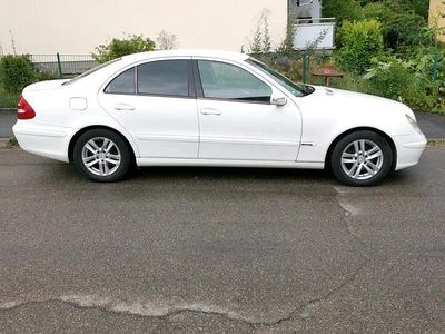 Mercedes E240