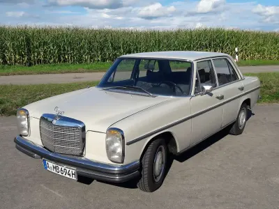 Brugt Mercedes W114 131 HK (96 kW) 1969 Sedan