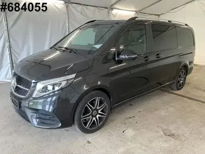 Gebraucht Mercedes V300 AMG 237 PS (174 kW) 2021 Grau Van / Kleinbus