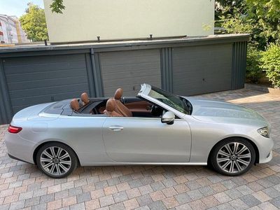 Usata Mercedes E200 184 CV (135 kW) 2018 Argento Cabrio