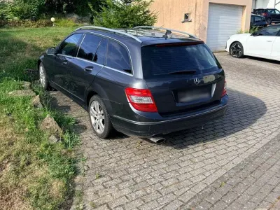 Gebraucht Mercedes C220 170 PS (125 kW) 2010 Grau Kombi