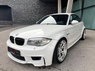 Weiß Gebraucht 2011 BMW 1M Performance Coupé | 39.999 €