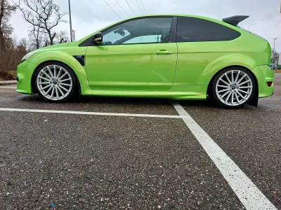 Gebraucht Ford Focus RS 305 PS (224 kW) 2009 Grün Limousine