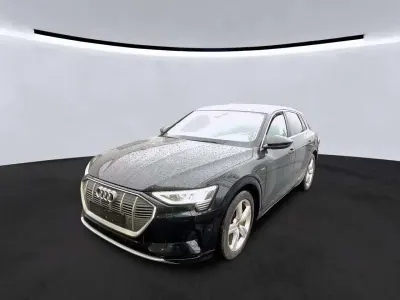 Używany Audi e-tron Advanced Plus 230 kW (313 KM) 2022 Czarny SUV