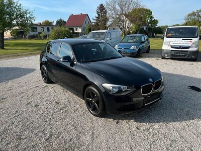 gebraucht BMW 114 D LIMO 4 TÜRIG GUTER ZUSTAND 2 HD TÜV 11/2025