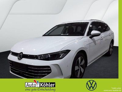 Gebraucht VW Passat Business 150 PS (110 kW) 2025 Pure white Kombi