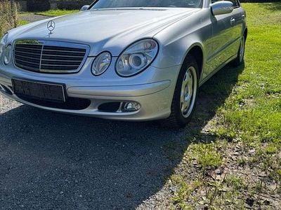 Mercedes E200