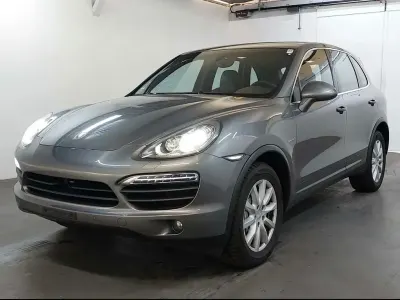 Gebraucht Porsche Cayenne 333 PS (244 kW) 2010 Grau SUV