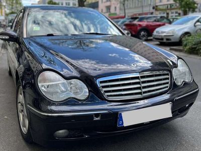 Mercedes C200