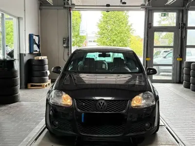 Gebraucht VW Golf GT 105 PS (77 kW) 2006 Schwarz Coupé