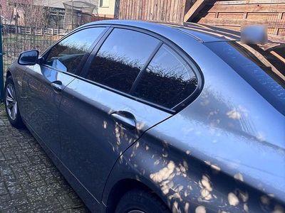Gebraucht BMW 520 2011 Grau Limousine