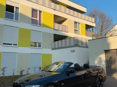 Gebraucht BMW 325 Cabriolet Comfort Edition 207 PS (152 kW) 2013 Schwarz Cabrio