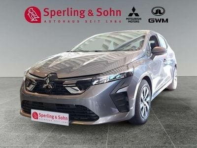 Neu Mitsubishi Colt Basis 67 PS (49 kW) 2025 Archat grau Limousine