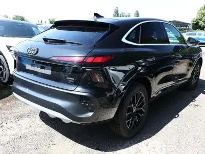 Neu Audi Q3 Sportback Ambiente 204 PS (150 kW) 2026 Mythosschwarz metallic mythosschwarz metallic SUV