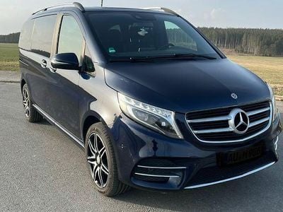 Gebraucht Mercedes V250 AMG line 190 PS (139 kW) 2017 Blau Van / Kleinbus