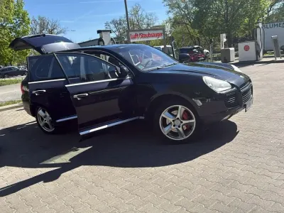 Usata Porsche Cayenne Turbo 450 CV (330 kW) 2004 Nero SUV