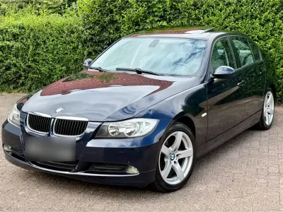 Gebraucht BMW 320 150 PS (110 kW) 2006 Blau Limousine
