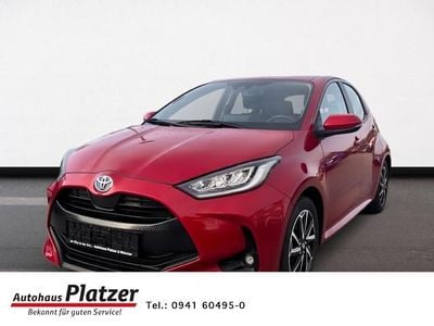 Gebraucht Toyota Yaris Hybrid Basis 116 PS (85 kW) 2023 Rot Kleinwagen