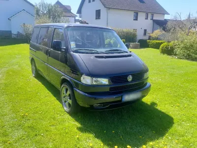 Gebraucht VW Multivan 102 PS (75 kW) 1998 Schwarz Van / Kleinbus