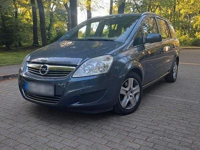 Second-hand Opel Zafira 125 CP (91 kW) 2010 Albastru Monovolum