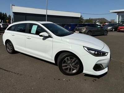 Weiß Gebraucht 2020 Hyundai i30 YES! Kombi | 18.000 € (Teuer)