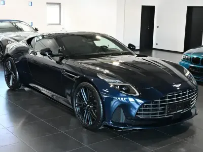 Nouă Aston Martin DB12 680 CP (500 kW) 2026 Albastru