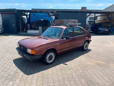 Gebraucht Alfa Romeo Alfasud 65 PS (47 kW) 1982 Braun Kleinwagen