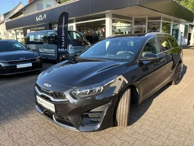Gebraucht Kia Ceed Sportswagon GT-Line 160 PS (117 kW) 2024 Schwarz Kombi