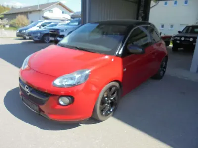 Używany Opel Adam Slam 116 KM (85 kW) 2015 Czerwony Hatchback