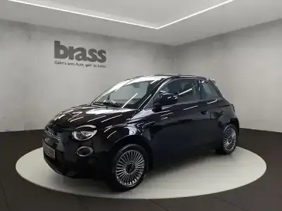 Occasion Fiat 500e 86 kW (118 PK) 2022 Zwart Sedan