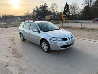 Gebraucht Renault Mégane GrandTour 111 PS (81 kW) 2009 Silber Kombi