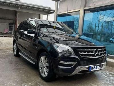 Gebraucht Mercedes ML350 231 PS (169 kW) 2010 SUV